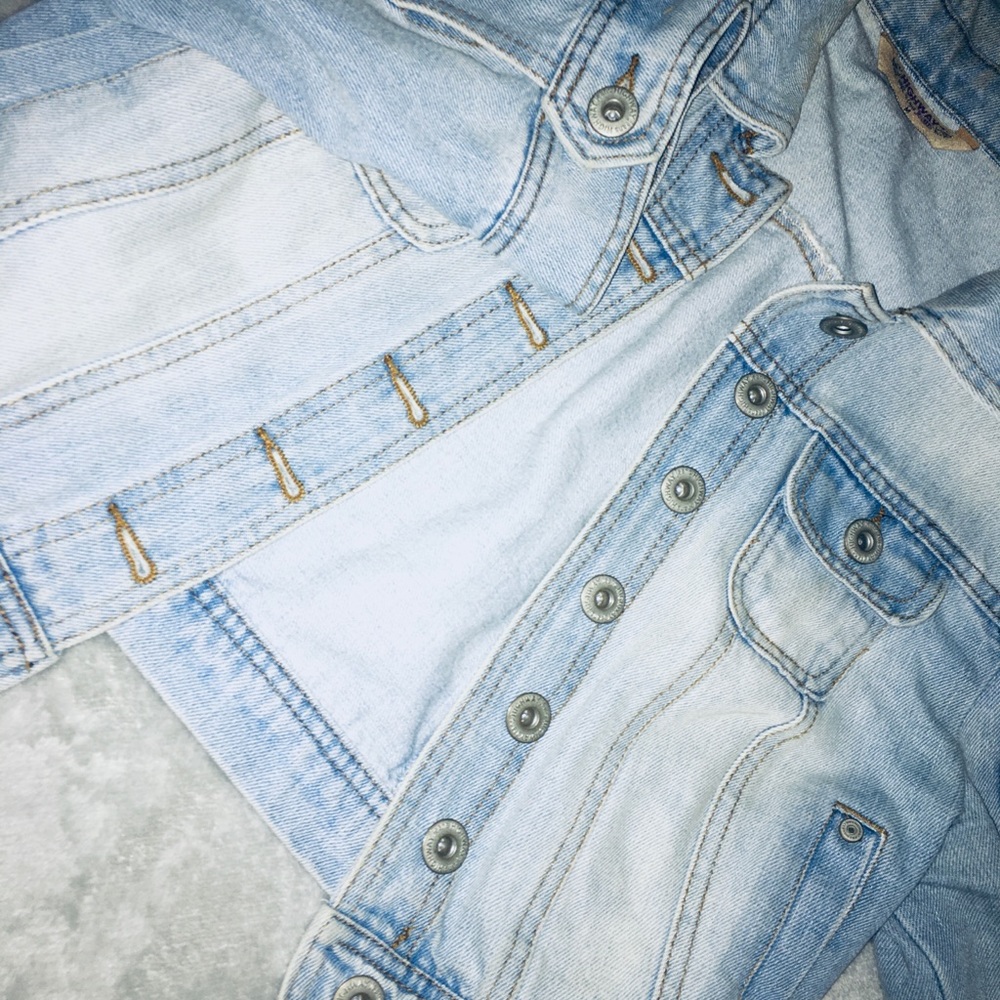 Jean Jacket - Picture 5 of 6